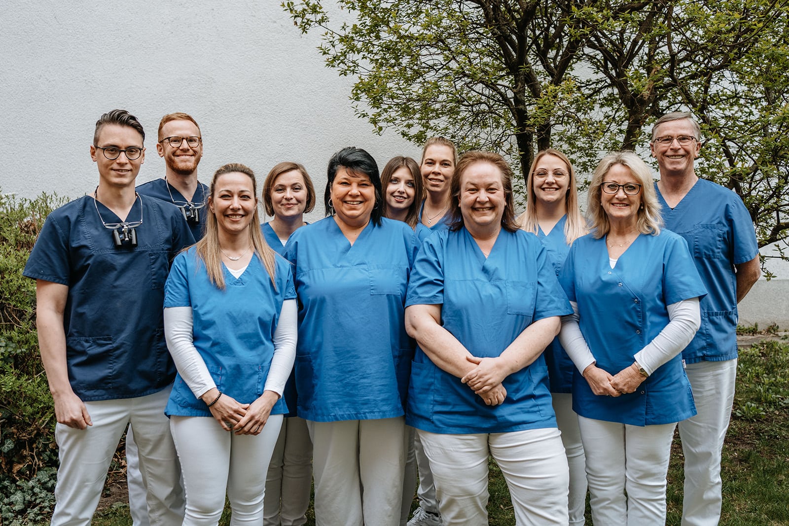 Zahnarztpraxis Dr. Höller Team